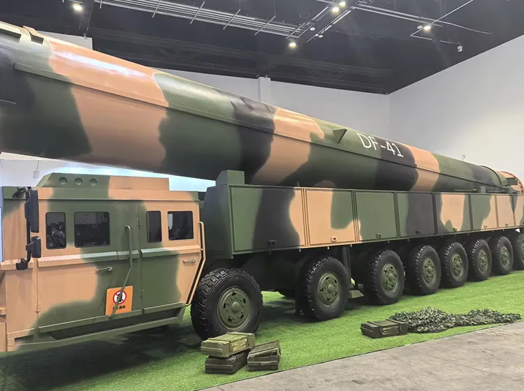 中国兵器工业集团内蒙古某厂坦克油箱悬挂输送线